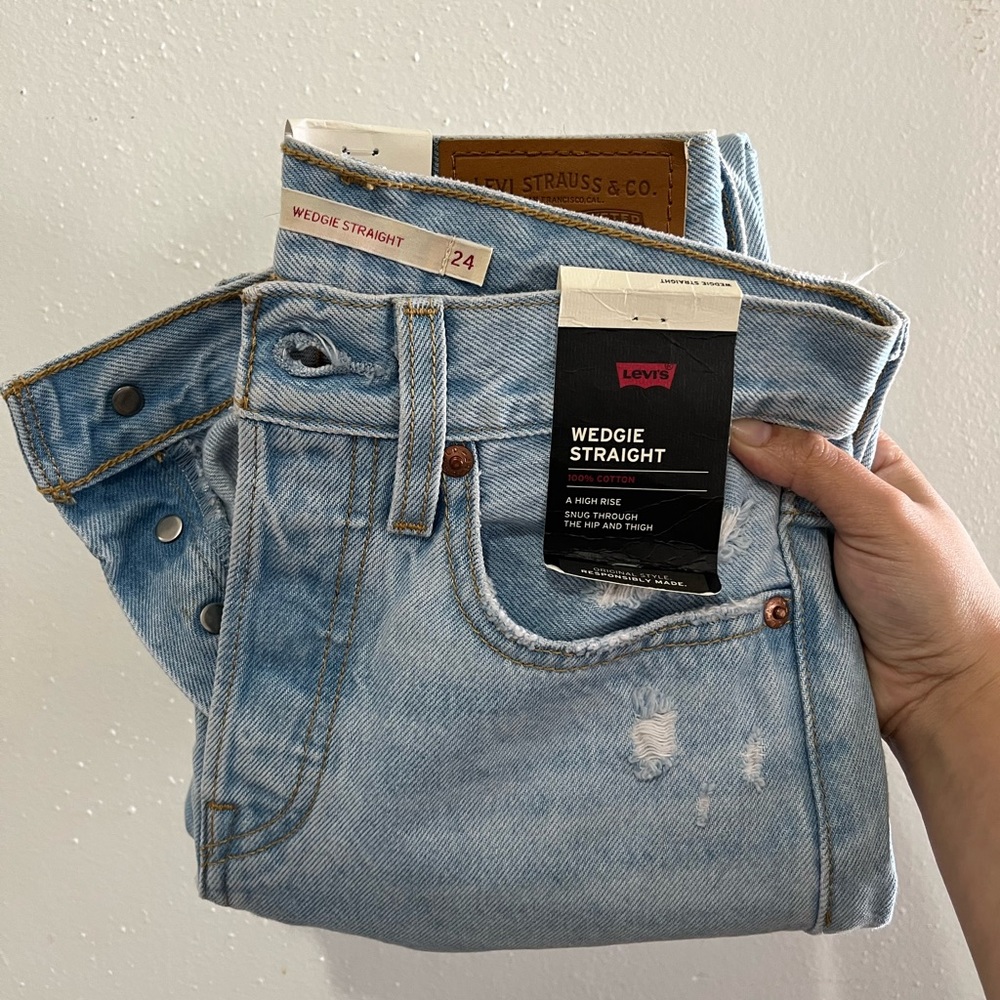 LEVI’S Wedgie Straight Jeans